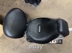 Harley Davidson Breakout Rider Seat / Pillion Seat Sissy Bar