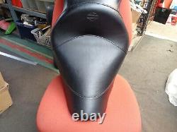 Harley-Davidson Dual Seat for Softail Twin Cam 2000 & Up. B1076