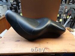 Harley-Davidson Dual Seat for Softail Twin Cam 2000 & Up. B1076