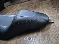 Harley Davidson Dyna 2010 Fat Bob Dual Seat Saddle