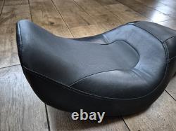 Harley Davidson Dyna 2010 Fat Bob Dual Seat Saddle