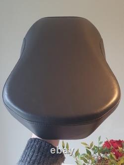 Harley Davidson Dyna FXDB Street Bob 2007 Rear Passenger Pillion Seat