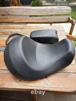 Harley Davidson Dyna Riders And Pillion Seat 26-2017