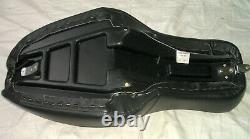 Harley-Davidson Dyna. Sitzbank buckt Seat Selle Asiento Sella Assento Sedile