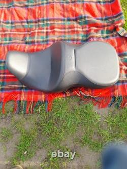 Harley Davidson Electraglide, 2010 to 2020 and possibly other years, Lower seat