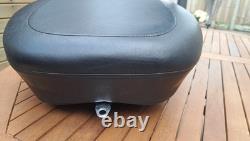 Harley Davidson FLHTK Ultra Limited 2014 (Seat) pre-owned good condition
