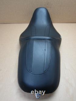 Harley Davidson FLHXS Street Glide 1745 2021 15,507 miles seat saddle (9230)