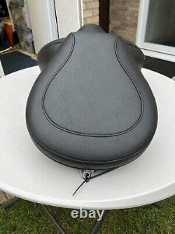 Harley Davidson FLS FXS Mustang Wide Vintage Solo Seat + Pillion Seat 76752