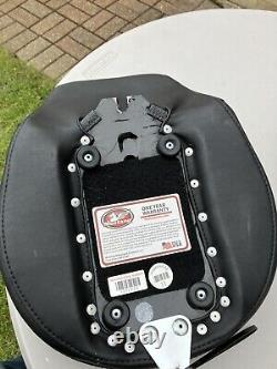 Harley Davidson FLS FXS Mustang Wide Vintage Solo Seat + Pillion Seat 76752