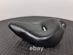 Harley Davidson FXSB BREAKOUT Seat 2016 52000097