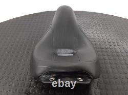Harley Davidson FXSB BREAKOUT Seat 2016 52000097
