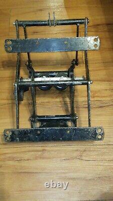 Harley Davidson Flex Box mounts to buddy seat for seat movement Shovel Panhead