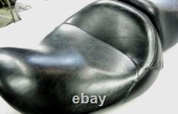 Harley Davidson GENUINE DYNA TOURING SEAT WITH HARLEY DAVIDSON LOGO 118976