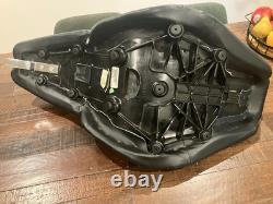 Harley-Davidson Genuine FLFB Softail Dual Seat 2018 Up P52000270