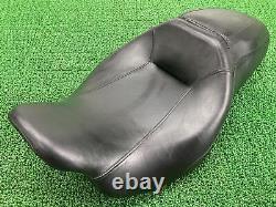 Harley-Davidson Genuine Used Motorcycle Parts FLHX Seat 52320-11 808