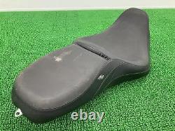 Harley-Davidson Genuine Used Motorcycle Parts Touring Seat Good Condition. 7323