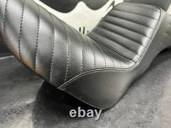 Harley Davidson Le Pera Kickflip Pleated Seat Softail Streetbob 2018 + LY590PT