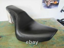 Harley Davidson Leather Badlander Seat Fits'00 Later Softail Models