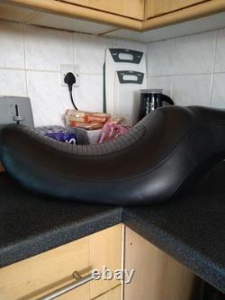 Harley Davidson Low Rider Seat (Dyna 04-05)