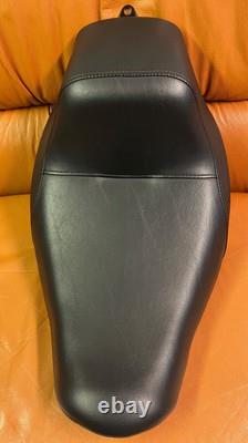 Harley Davidson M8 Softail FXLRS Low Rider S Solo Seat pn 52000496