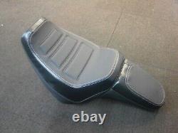 Harley Davidson M8 Softail Fat Bob 2018-21 Dual Seat Saddle OEM 52000322 9/23