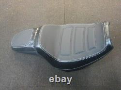Harley Davidson M8 Softail Fat Bob 2018-21 Dual Seat Saddle OEM 52000322 9/23