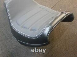 Harley Davidson M8 Softail Fat Bob 2018-21 Dual Seat Saddle OEM 52000322 9/23