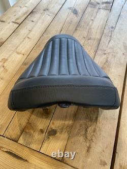 Harley Davidson M8 Softail Slim Solo Seat Flsl 52000265l