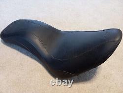 Harley Davidson Mustang Seat Softail Fat Boy Night Train from 2008year 76364