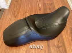 Harley-Davidson OEM FLH Touring Low-Profile Seat (97-07 Models)