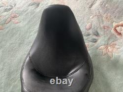 Harley Davidson OEM Seat 52000157 For Harley Freewheeler excellent condition