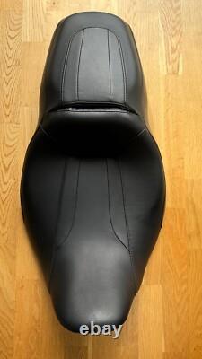 Harley Davidson Oem Touring Seat Low Profile P52000142 Fits 2009 To 2022 Touring