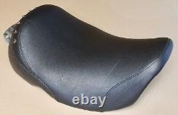 Harley-Davidson Original Seat Saddle Touring Road King FLHR