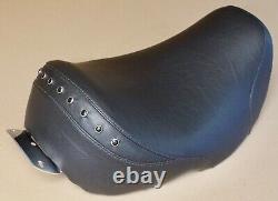 Harley-Davidson Original Seat Saddle Touring Road King FLHR