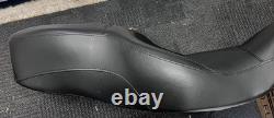 Harley Davidson P52000564 Harley Hammock Heated Rider And Passenger Touring Seat