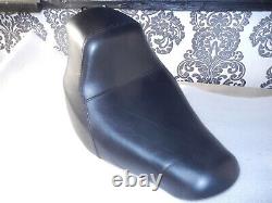 Harley Davidson SOFTAIL LOW RIDER SEAT GENUINE OEM RIDER SOLO SEAT 52000496