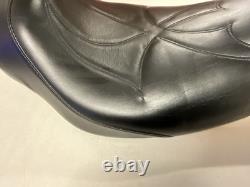 Harley Davidson SOLO comfy seat with Axe design