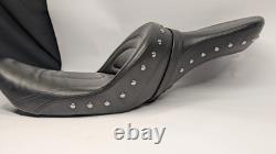 Harley Davidson Seat Saddlemen 83G00J Dyna Wide Glide FXDWG 1996-2003