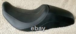 Harley Davidson Seat Street Glide Road Glide 52000631