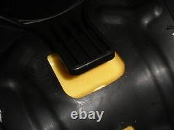 Harley-Davidson Softail Breakout M8 Special Rider's seat plus Passenger saddle