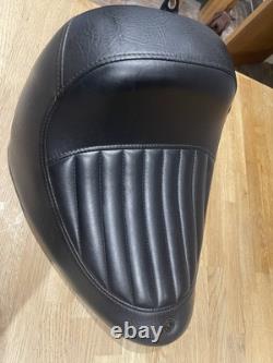 Harley Davidson Softail Slim Reach Seat 52000303