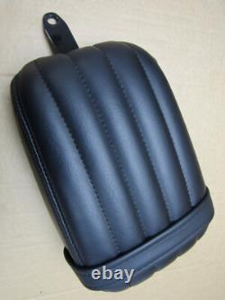 Harley Davidson Softail Standard 2022 1,012 mls seat pair (12996)