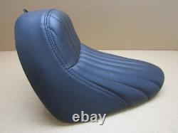 Harley Davidson Softail Standard 2022 1,012 mls seat pair (12996)