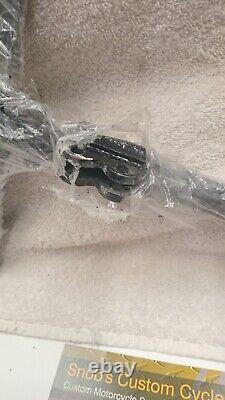 Harley Davidson Solo Seat Reproduction T-Bar 1941-1952 style OEM Ref51900-30