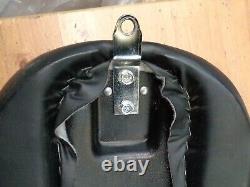 Harley-Davidson Sportster 1982-2003 Dual Seat 883/1200 Button Hole. B375
