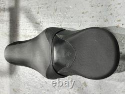 Harley-Davidson Sportster 48 Comfort Seat, Excellent Condition Low Mileage Seat