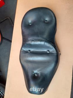 Harley-Davidson Sportster Dual Seat 5 Button Hole 1982-2003 Models