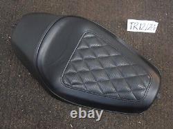 Harley-Davidson Sportster Iron 1200 XL1200NS Front Seat 2018 Cracked Base 12/24