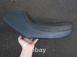 Harley-Davidson Sportster Iron 1200 XL1200NS Front Seat 2018 Cracked Base 12/24