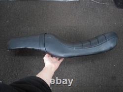 Harley-Davidson Sportster XL 883 R Roadster Seat 2005-15 8/25